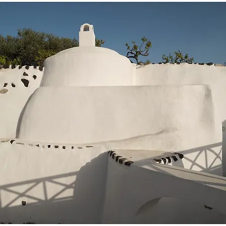 Hidden House Tatil Evi Emporio (Santorini)