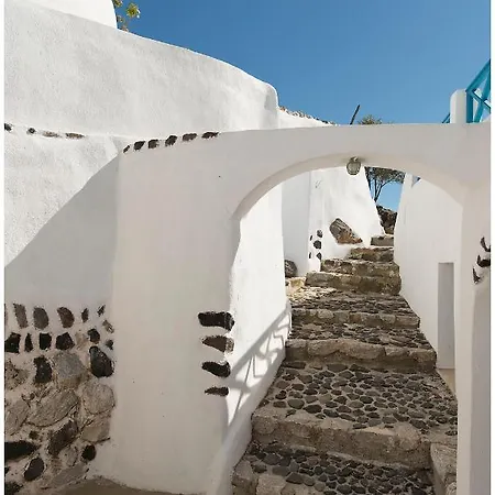 Hidden House * Emporio (Santorini)